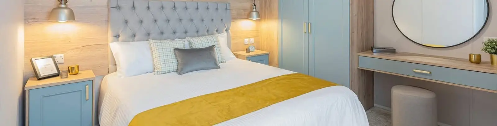 Northwest Coastal Stays Interior Bedroom Letterbox Image